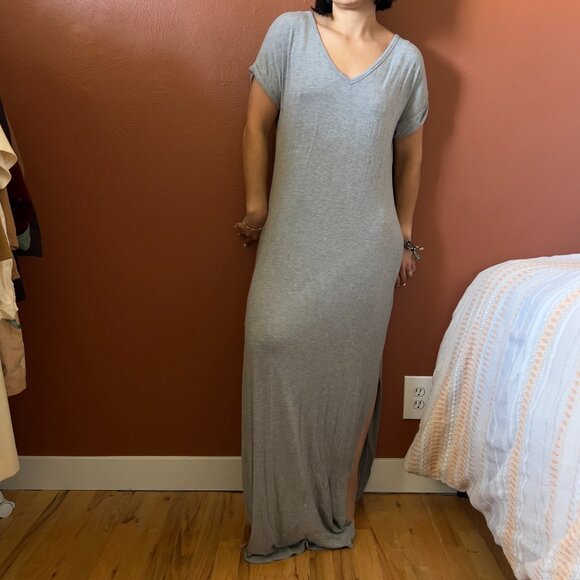 Grey Knit Maxi Dress side slit short sleeve pockets Medium Large no tag - Picture 4 of 11
